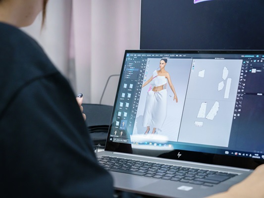 ヴォートレイルファッションアカデミー ※26年4月大阪文化服装学院より校名変更 の特長 2