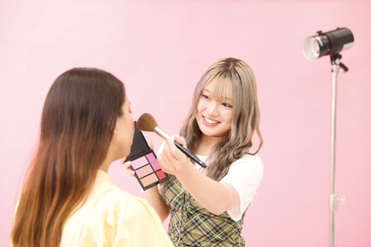 ECCアーティスト美容専門学校 の特長 1