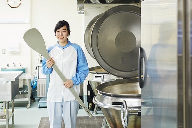佐伯栄養専門学校 インタビュー