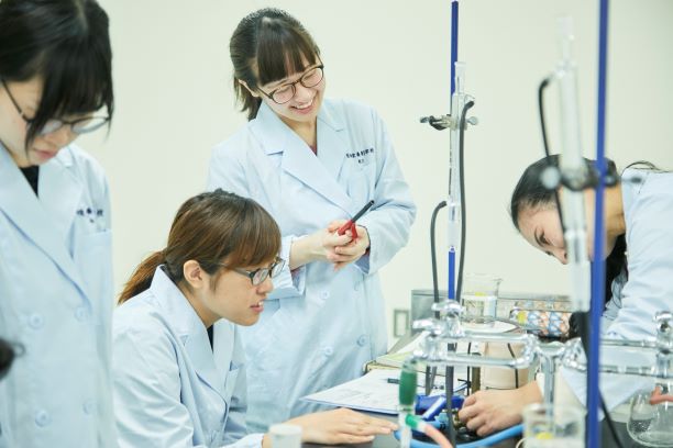 佐伯栄養専門学校 の特長 2